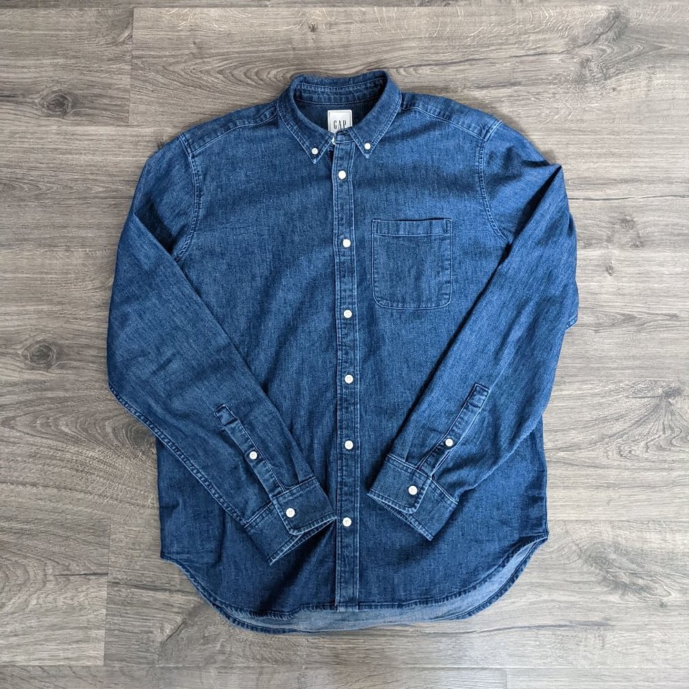 GAP denim oxford shirt, relaxed fit (size M)